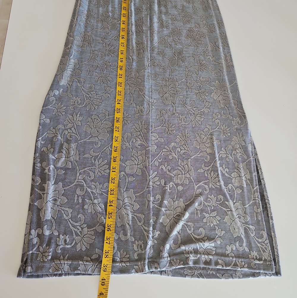 Clio Silver-Gray Floral Velvet Maxi Skirt w/ Top Set - Picture 13 of 14